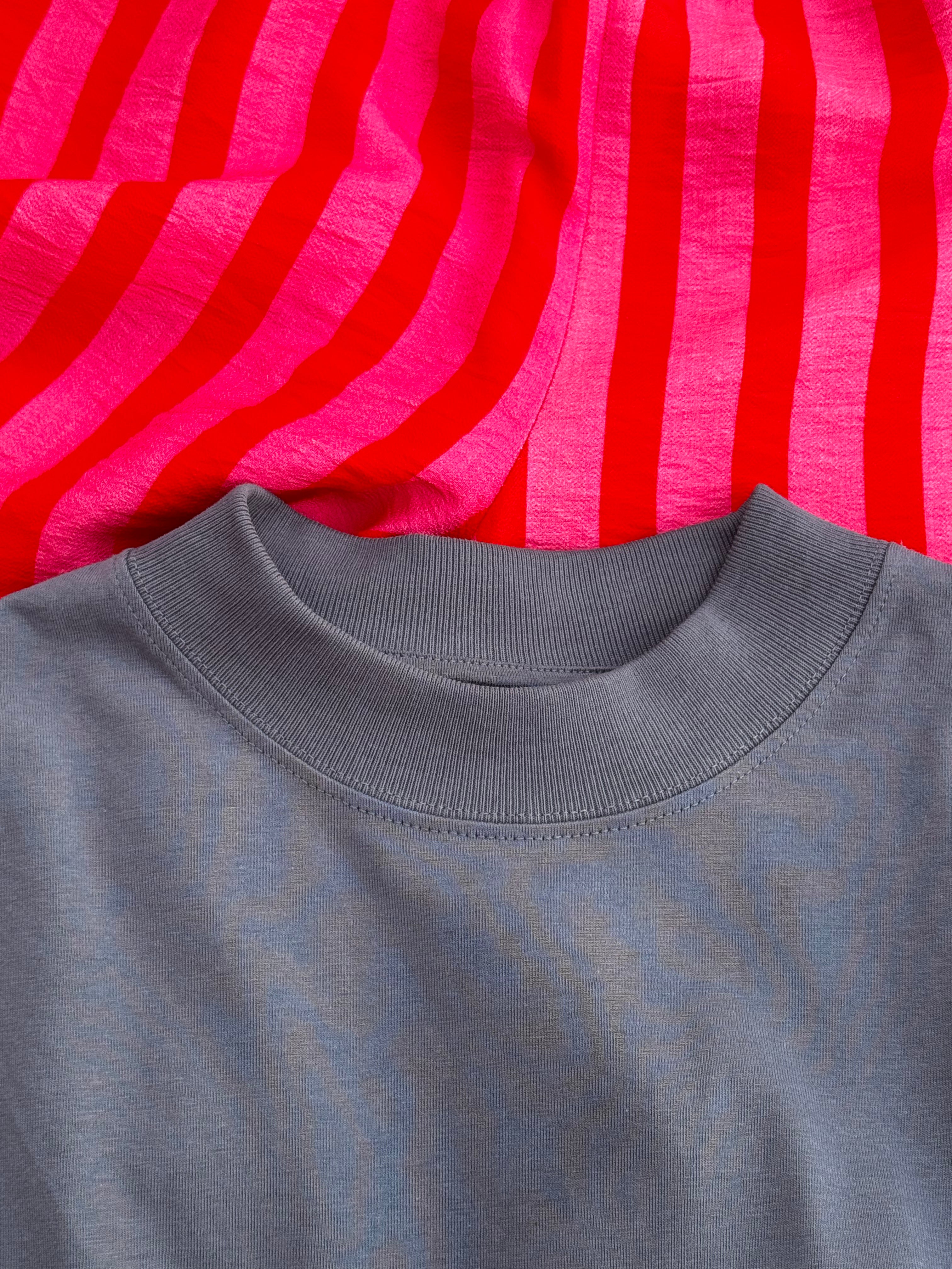 T-Shirt "Picking Flowers"